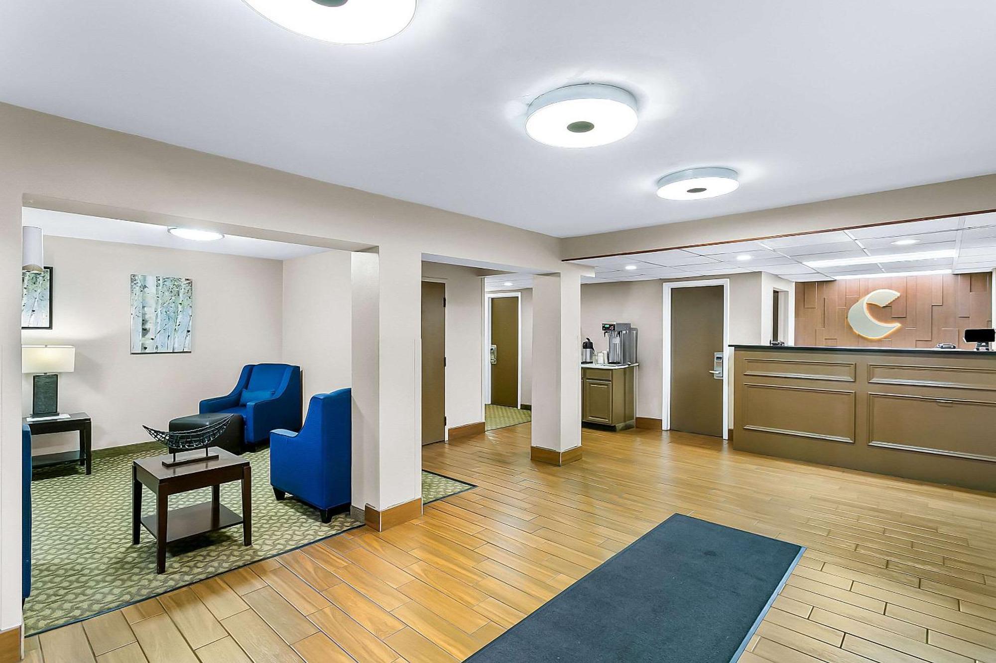 Comfort Inn Red Horse Фредерик Экстерьер фото
