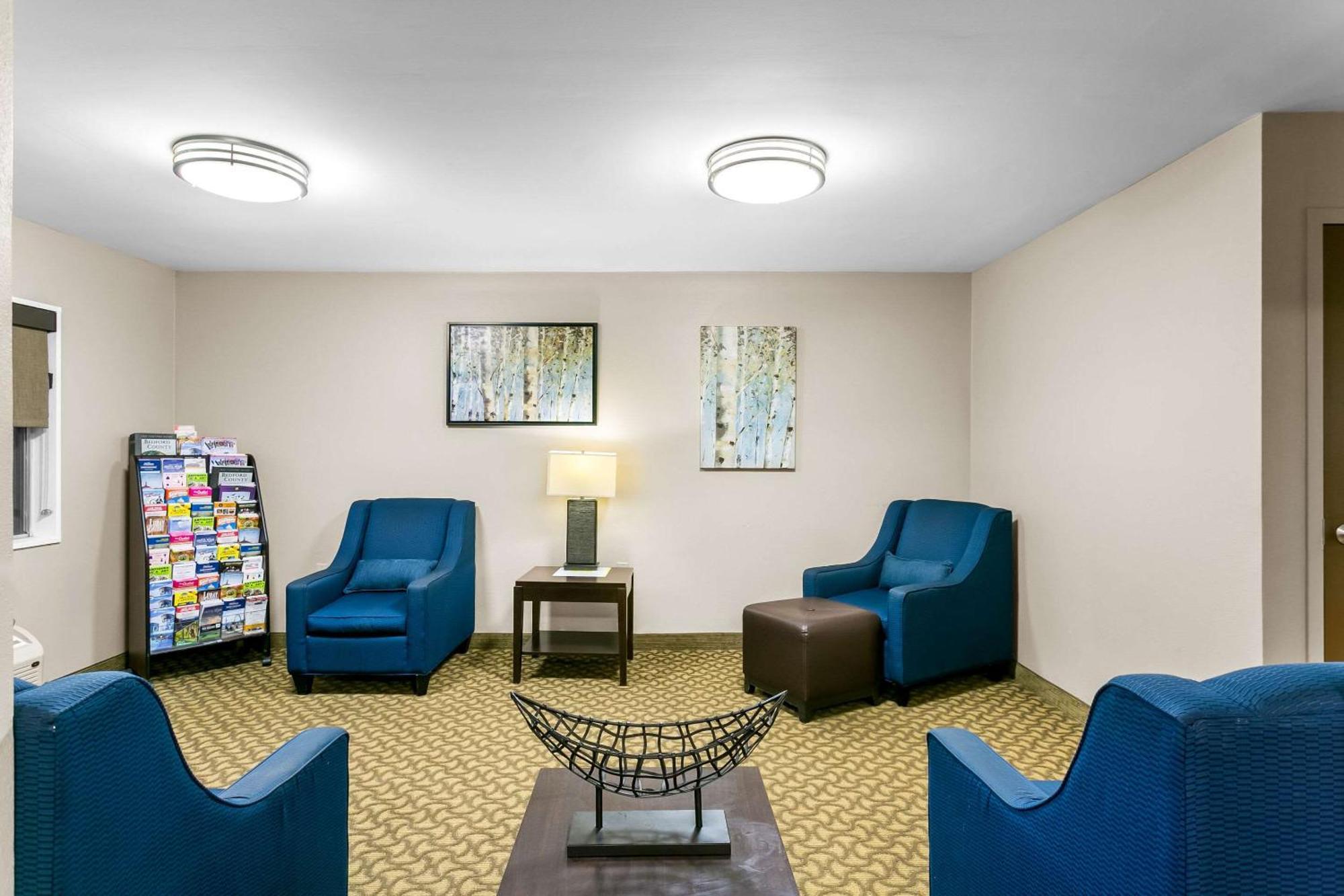 Comfort Inn Red Horse Фредерик Экстерьер фото