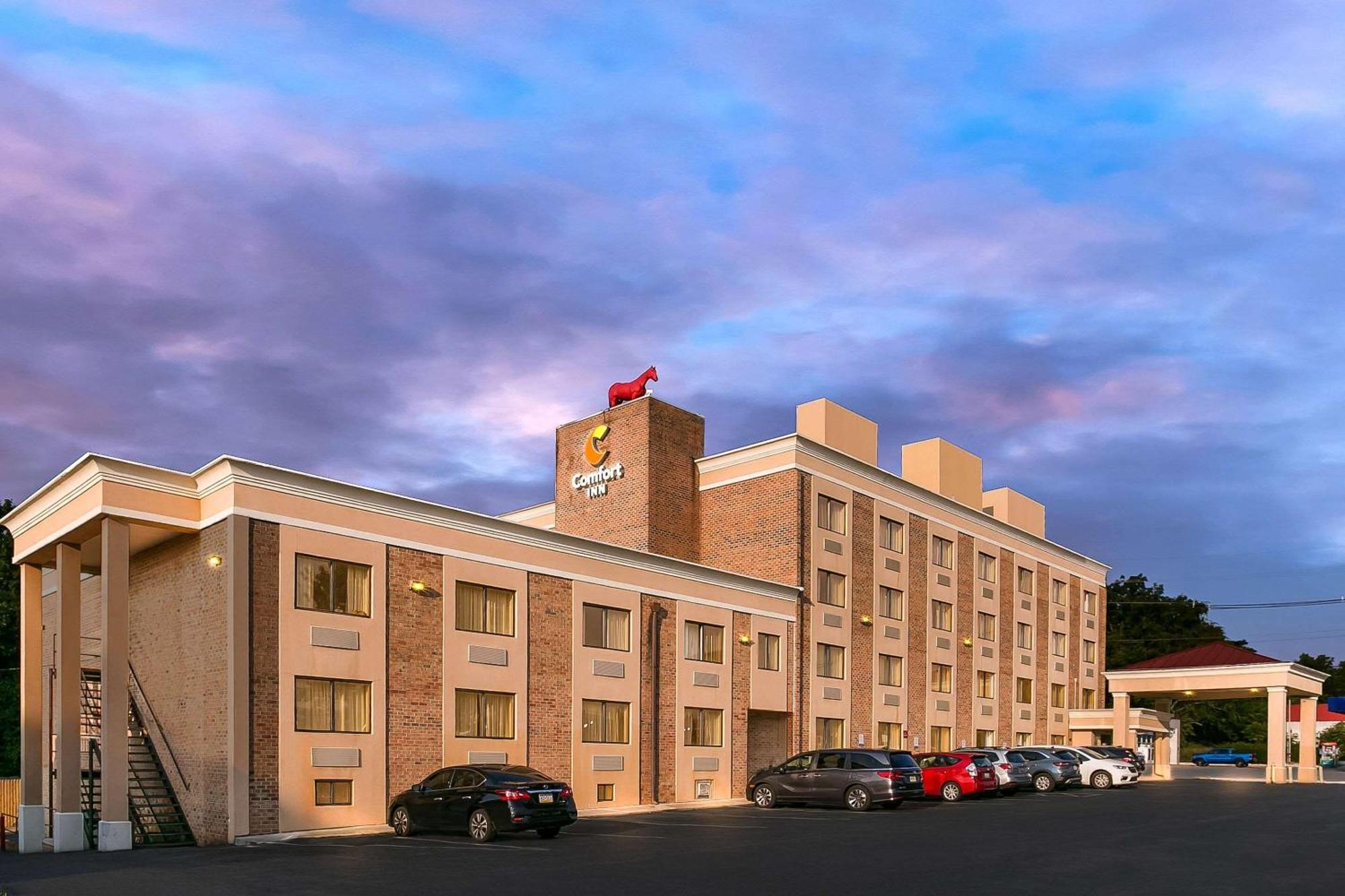Comfort Inn Red Horse Фредерик Экстерьер фото