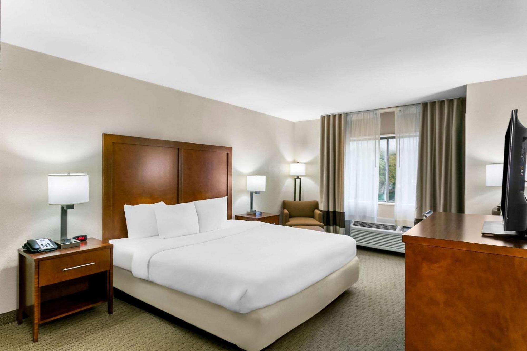 Comfort Inn Red Horse Фредерик Экстерьер фото